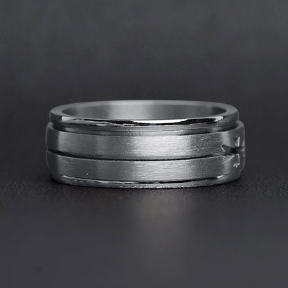 Cutout Cross Spinner Ring